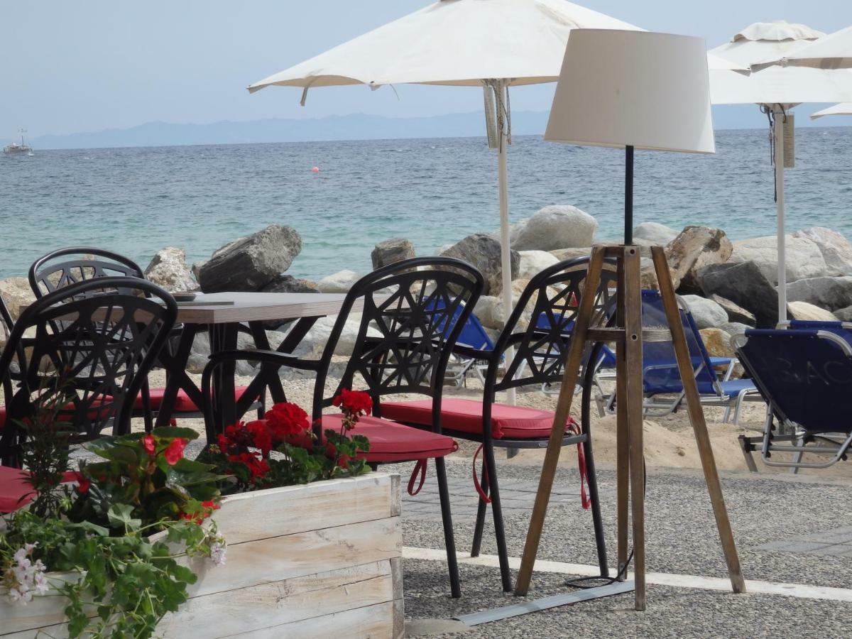 Nikiti Maisonette On The Beach By Luxlikehome Nikiti (Sithonia) Exterior foto