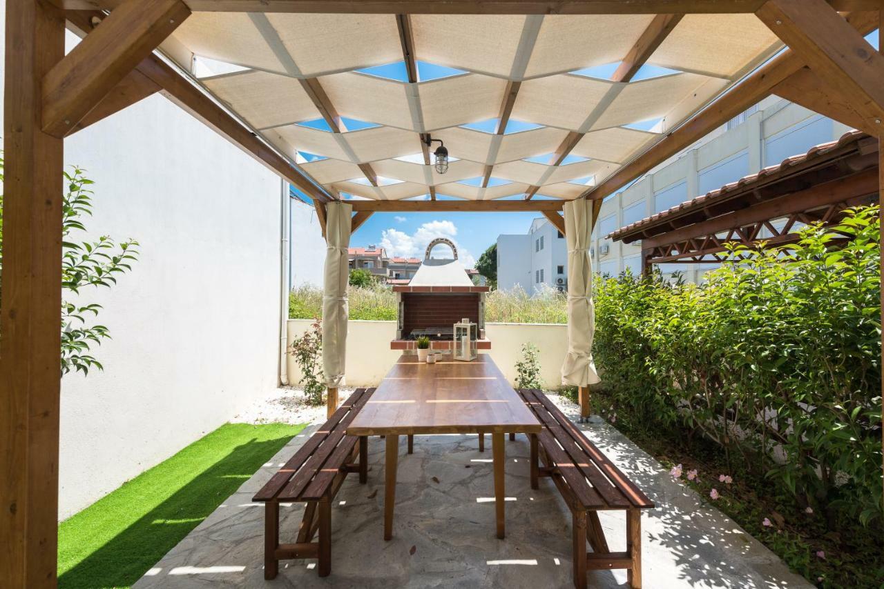 Nikiti Maisonette On The Beach By Luxlikehome Nikiti (Sithonia) Exterior foto
