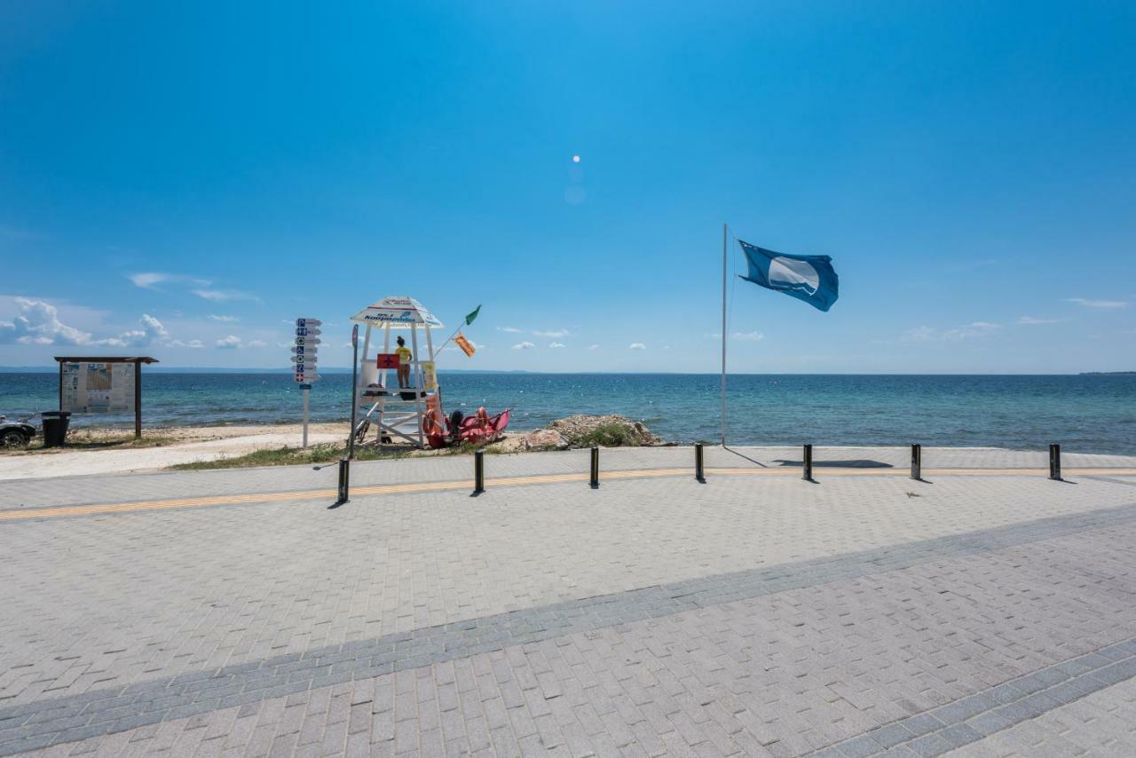 Nikiti Maisonette On The Beach By Luxlikehome Nikiti (Sithonia) Exterior foto